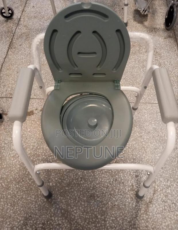 Commode Seat 801 - main view
