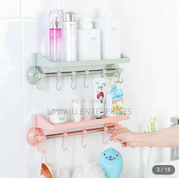 Suction Bathroom Organizer With Hooks - main view