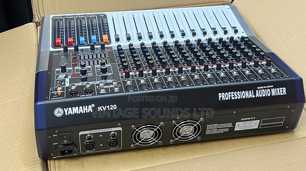 Yamaha KV120 -12 Channel PRO Powered Mixer W/Usb BT