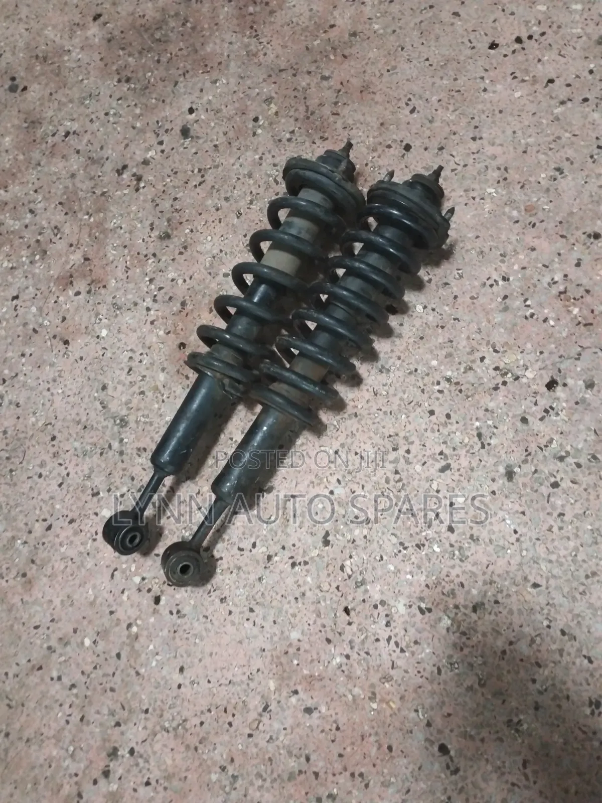 Ex Japan Front Shock Vigo 4wd Hilux