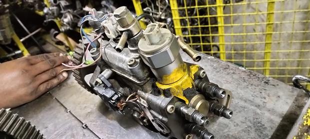 3C Automatic Turbo Engine Injector Pump Townace - thumbnail 2