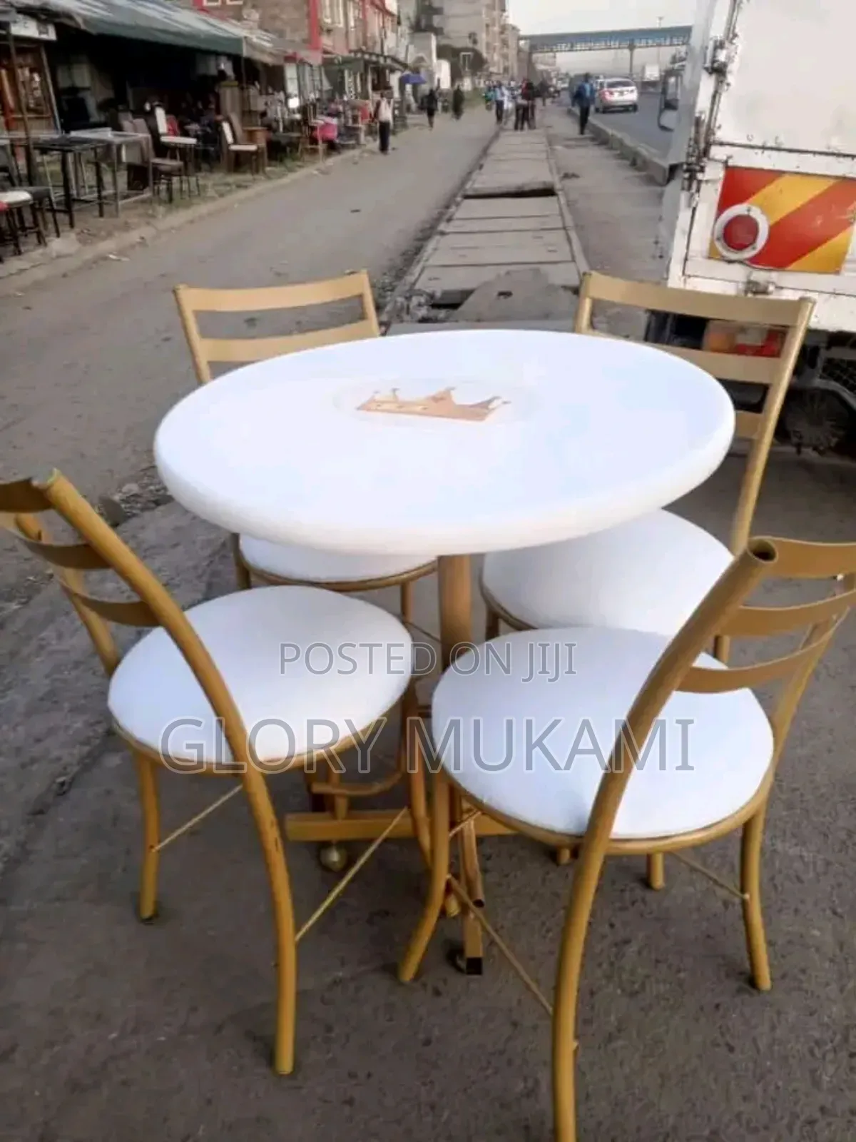 Quality Brand New Restaurants and Bar Table and Chairs