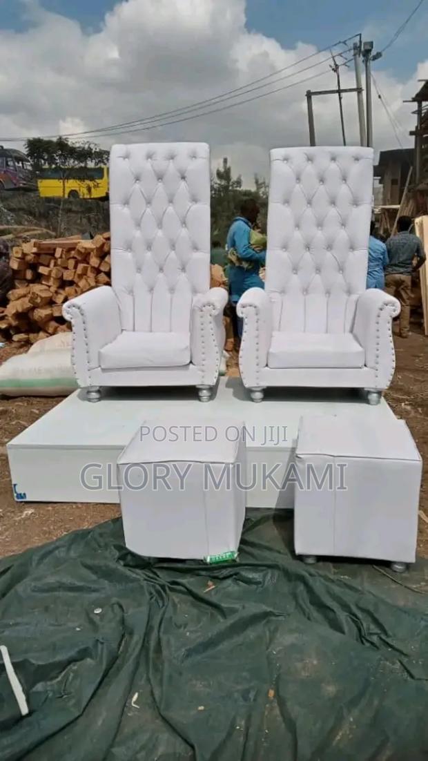 Quality Brand New Queens Manicure Chairs