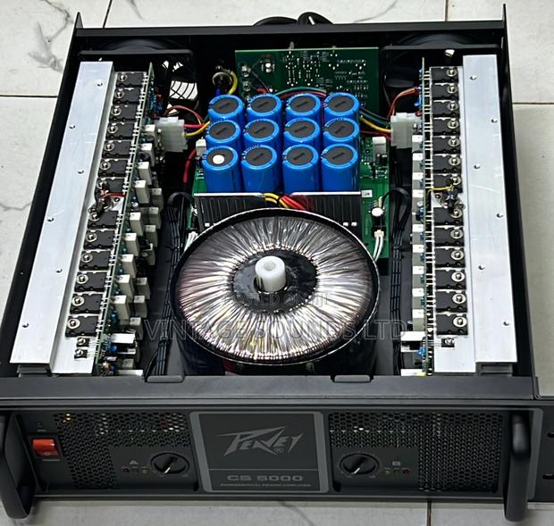 Peavey Cs5000 -5000watts Power Amplifier