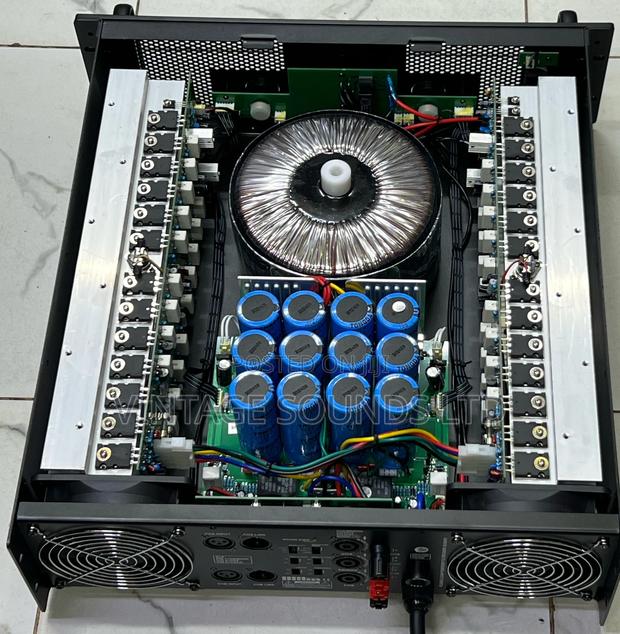 Peavey Cs5000-5000 Series Advanced Power Amplifier - thumbnail 2