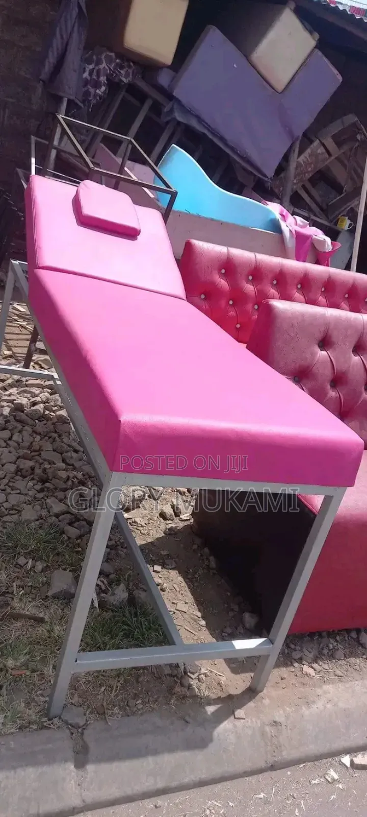 Quality Brand New Massage Beds