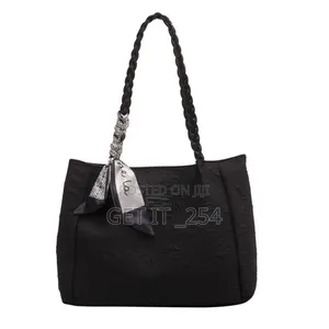 *Elegant Floral Tote Bag/ Luxury Rectangular Bagsize*