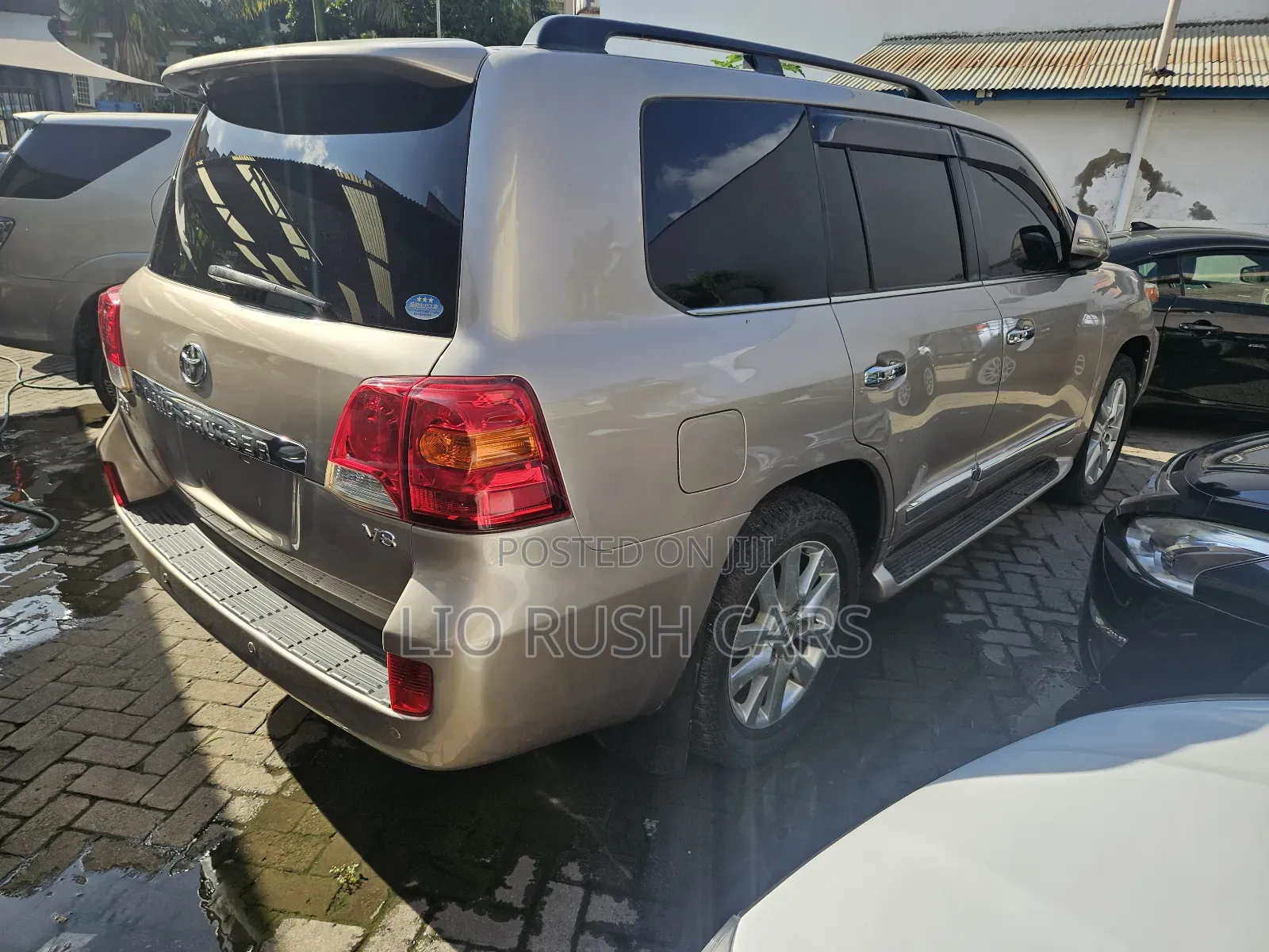 Toyota Land Cruiser 2015 Gold