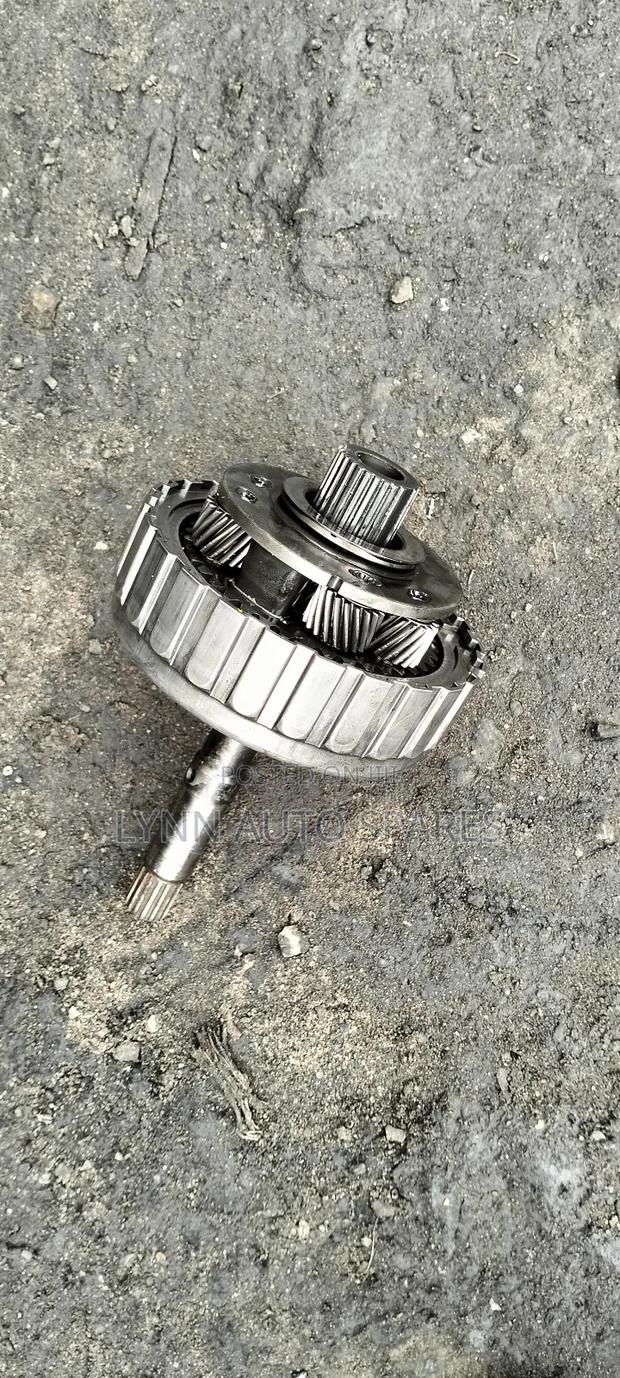 Axio 2NR Gearbox Topshaft