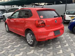 Volkswagen Polo 2017 Red