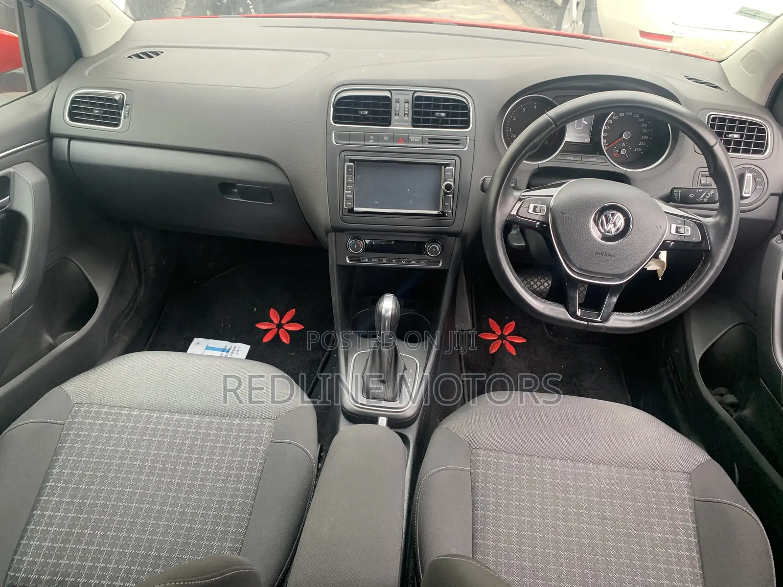 Volkswagen Polo 2017 Red