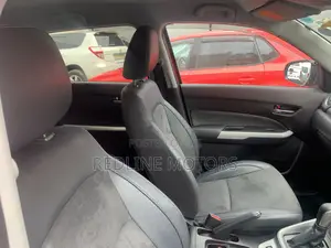 Suzuki Escudo 2017 Red