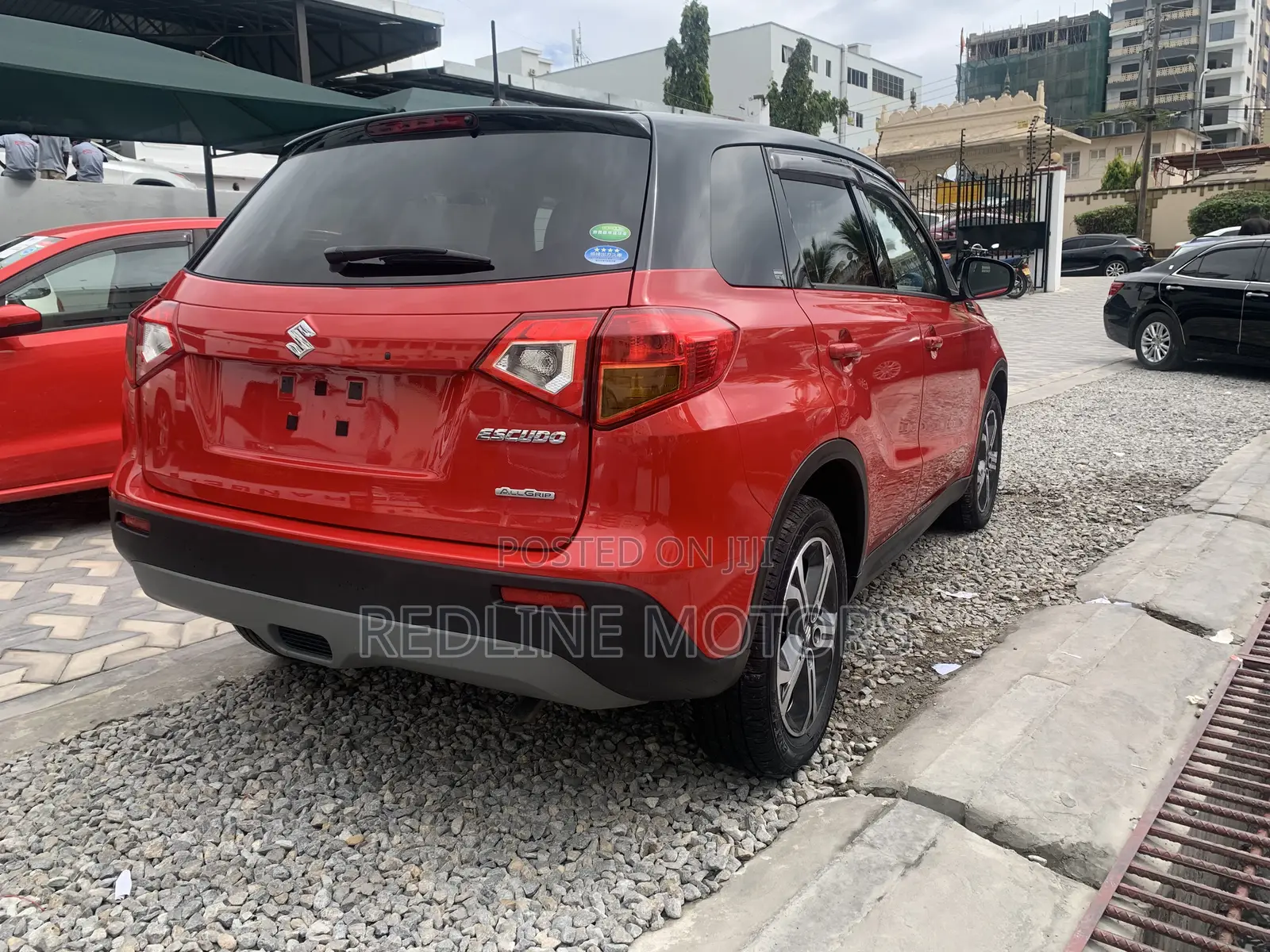 Suzuki Escudo 2017 Red