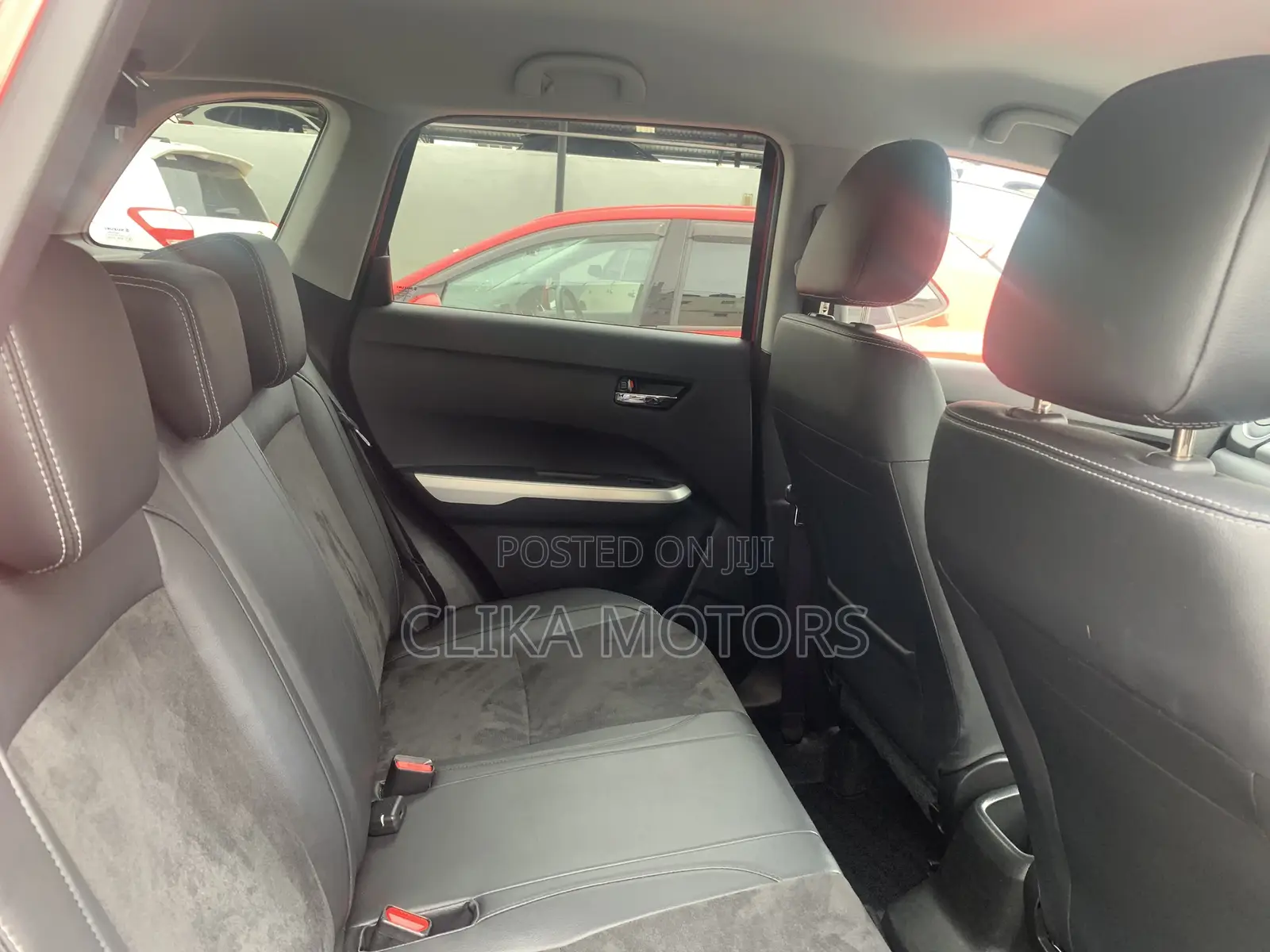 Suzuki Escudo 2017 Red