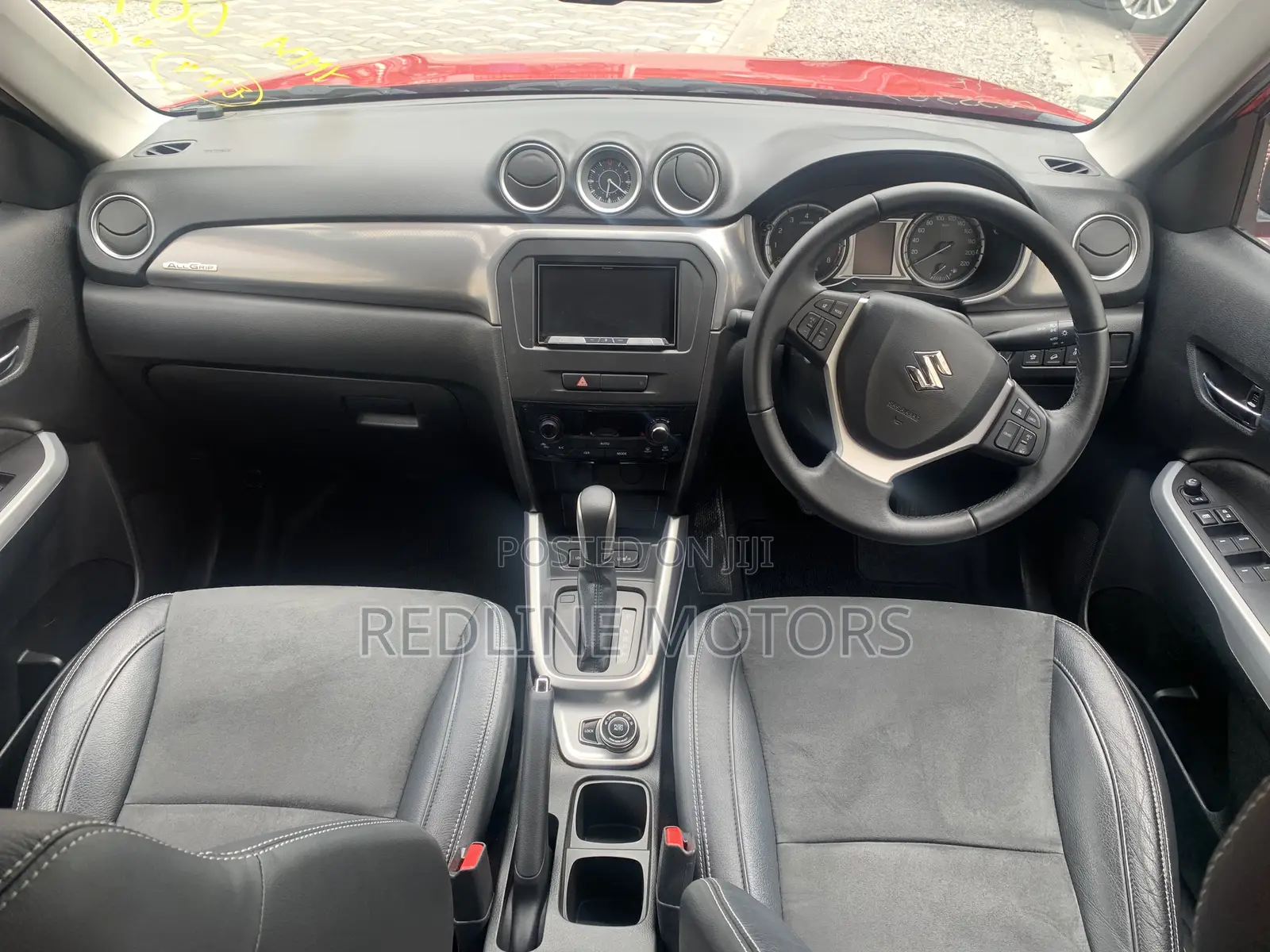 Suzuki Escudo 2017 Red