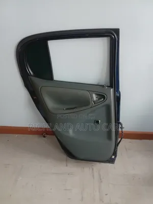 Door for Toyota Vitz SCP10 Rear Left