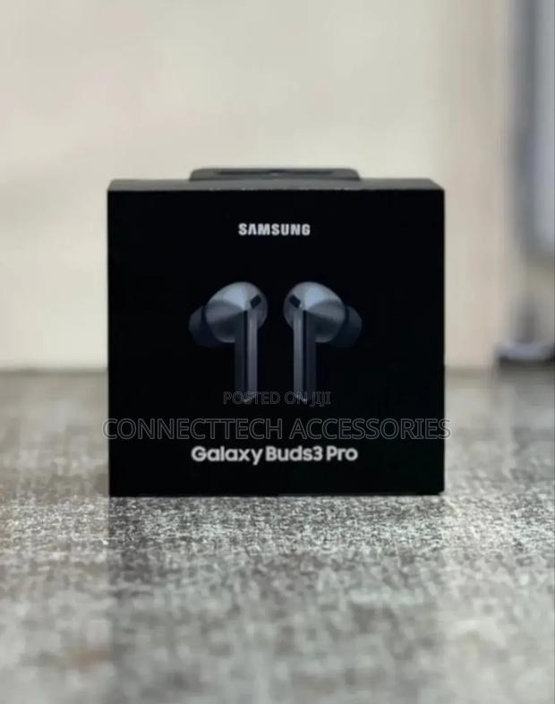 Samsung Buds 3 Pro - main view