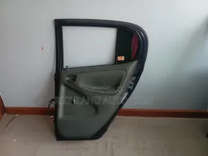 Door for Toyota Vitz SCP10 Rear Right