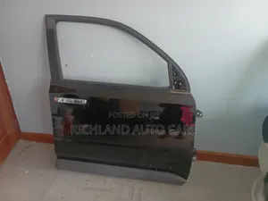 Door for Nissan Xtrail NT31 Front Right