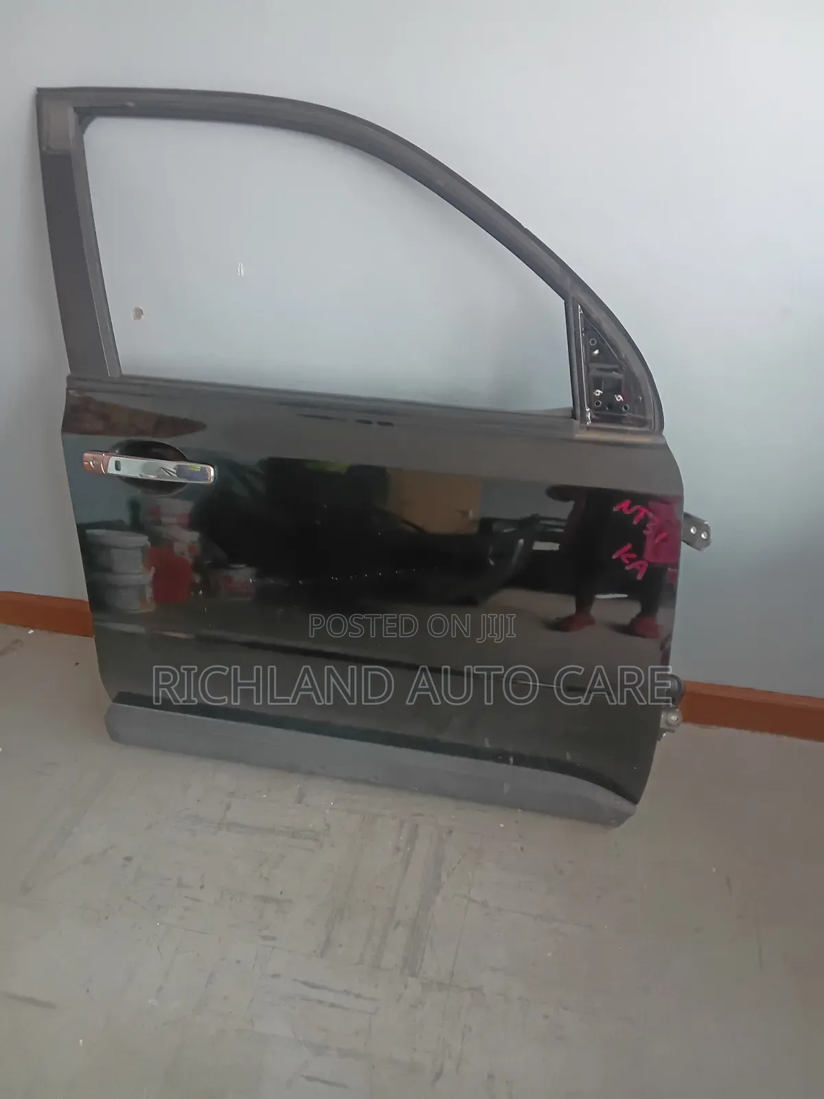 Door for Nissan Xtrail NT31 Front Right
