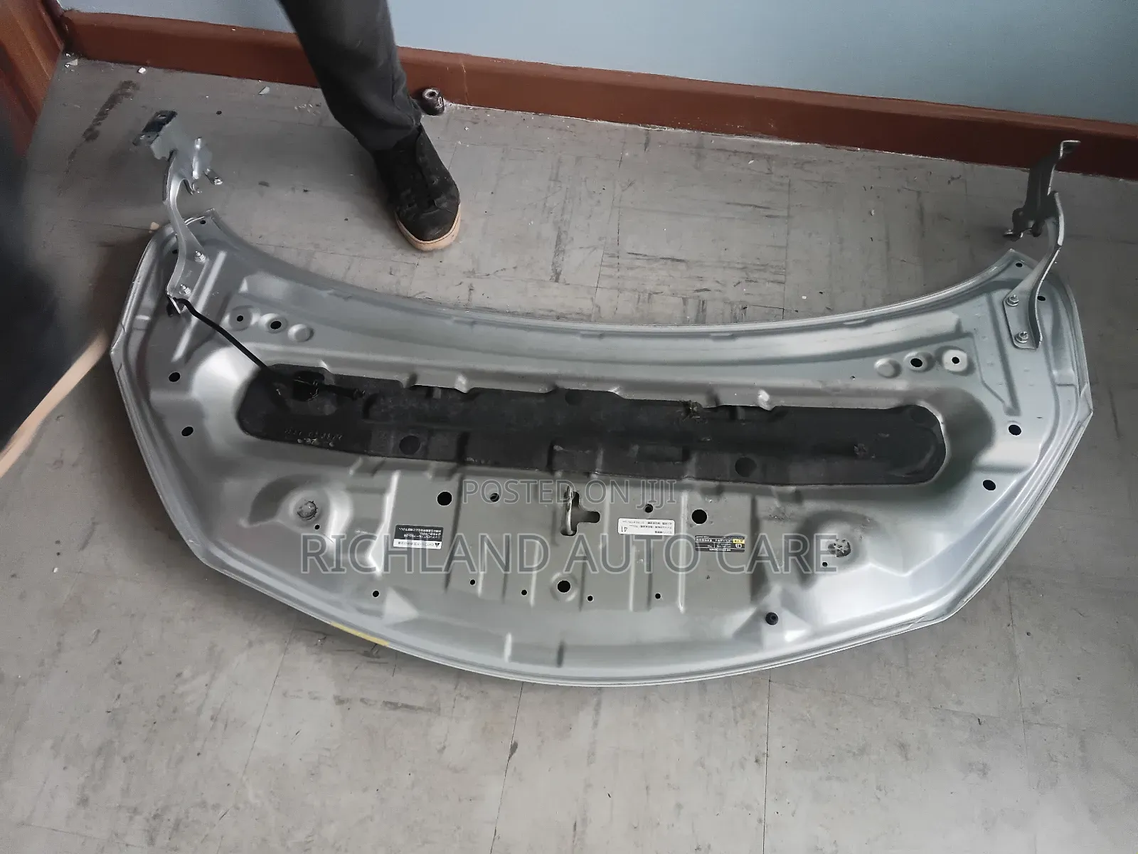 Bonnet for Nissan Note E12