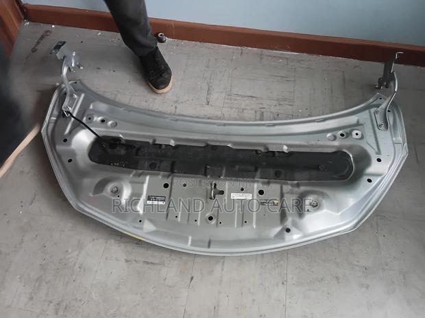Bonnet for Nissan Note E12 - thumbnail 3