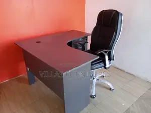 L Shaped Office Desk and Office Chair