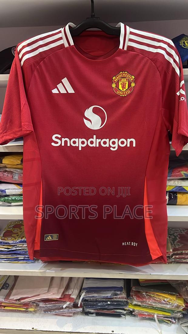 Manchester United Home Kit 2024-25 Player Version Jersey - thumbnail 2