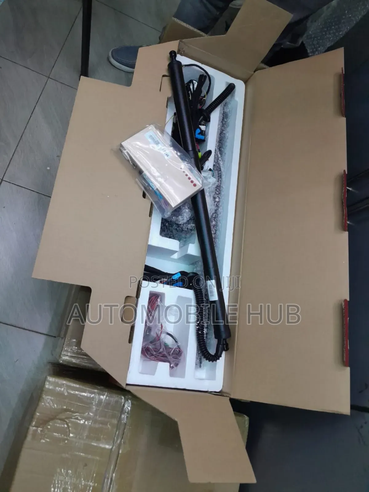 Toyota Harrier Electric Boot Shock