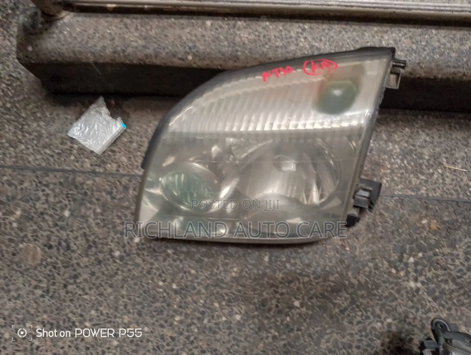 Headlight for Nissan Xtrail Nt30