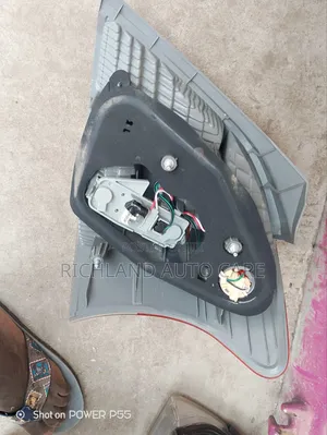 Tail Lamp for Toyota Vitz KSP90 Left