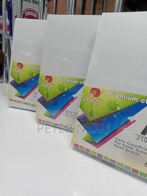 300 GSM Ivory Paper (100 Piecesavailable) - thumbnail 2