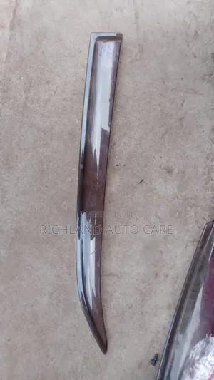 Windbreaker for Toyota Axio/Nze 141 Rear Right