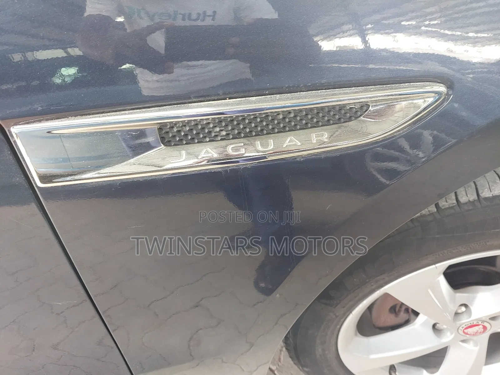 Jaguar F-Pace 20d 2017 Blue