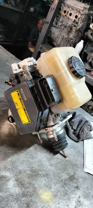 Toyota Landcruiser 200 Series Complete Break Booster