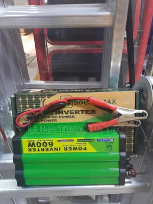 Solar Max Power Inverter. DC12V to AC230V,50-60hz.