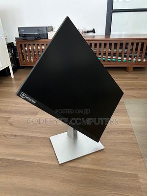 HP E24Q G4 QHD - thumbnail 2