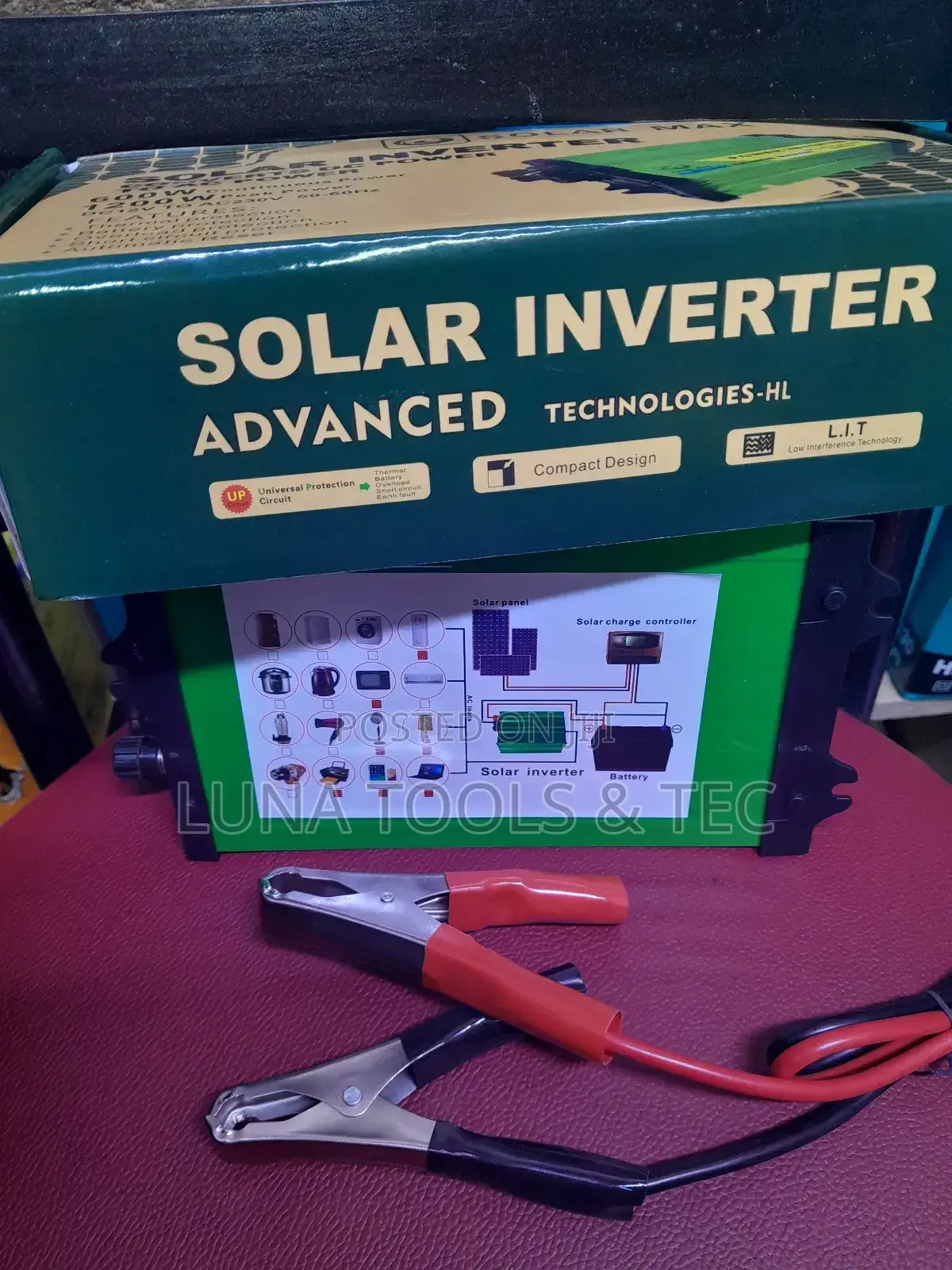 600w-1200w Continuous Solar Inverter.