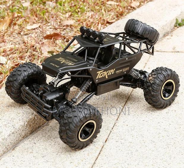 Rechargeable Monster  Truck Charging - main view