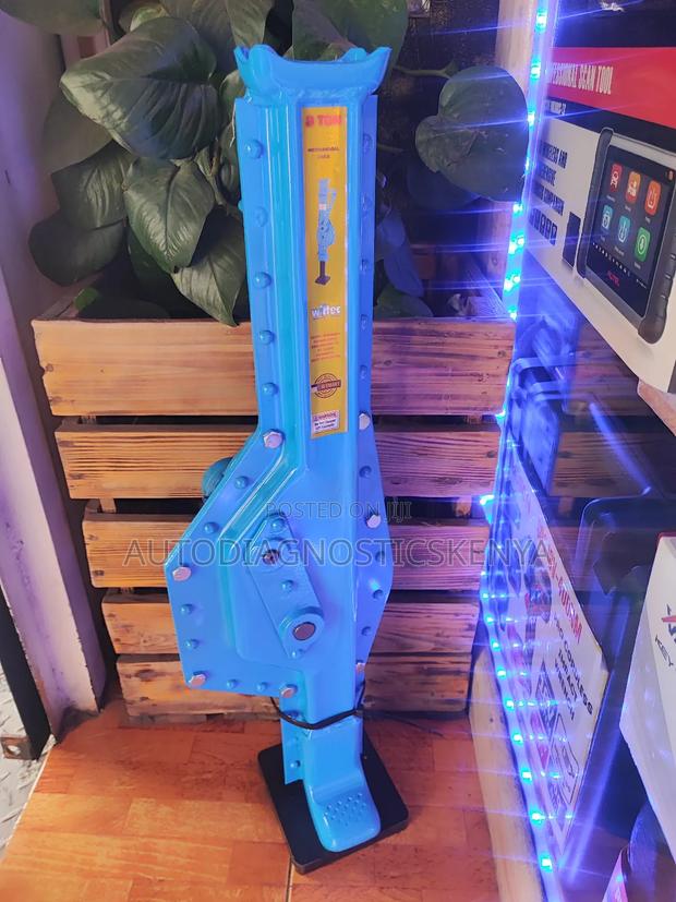 Mechanical Steel Jack for Lifting Cars and Equipment
