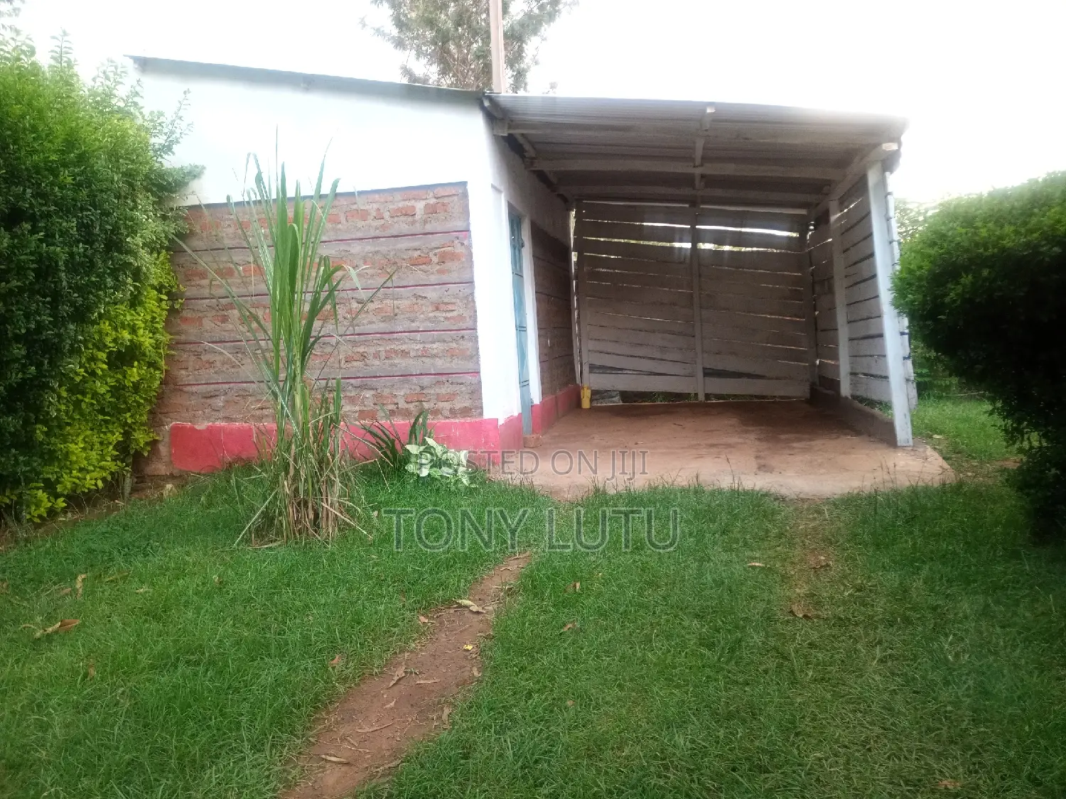 Furnished 4bdrm Bungalow in Webuye for sale