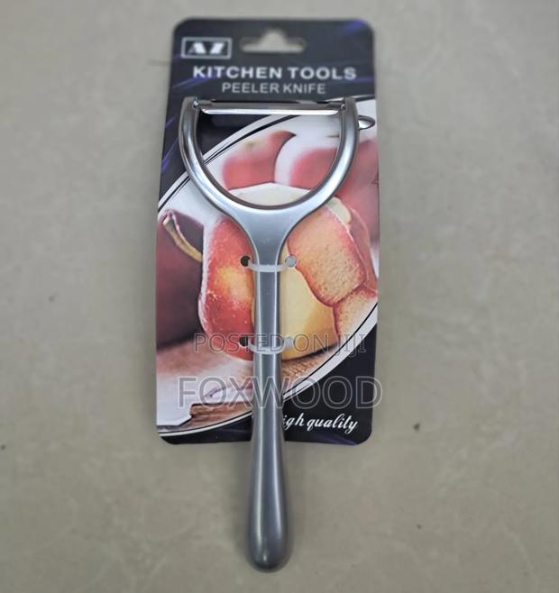 Premium Quality Stainless Steel Vegetable Peeler - main view