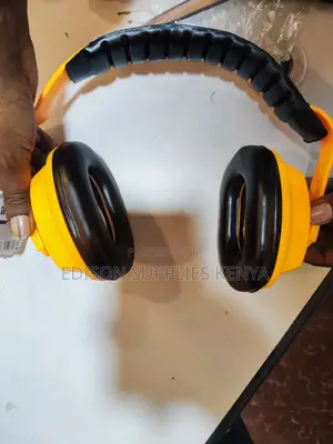 Ingco Ear Muffs 24db Noise Cancelling Industrial Earmuffs