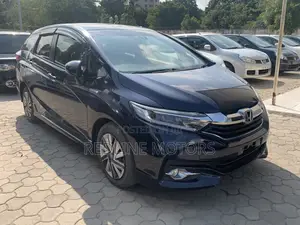 Honda Shuttle 1.5 G 2WD 2016 Blue
