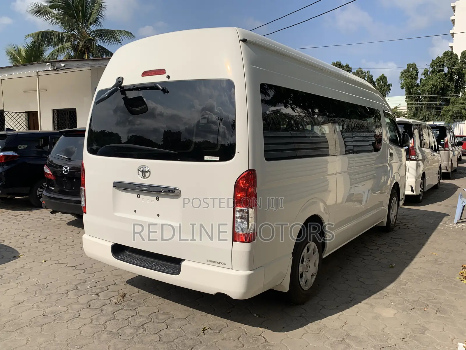 Toyota Grand HiAce 2017 White