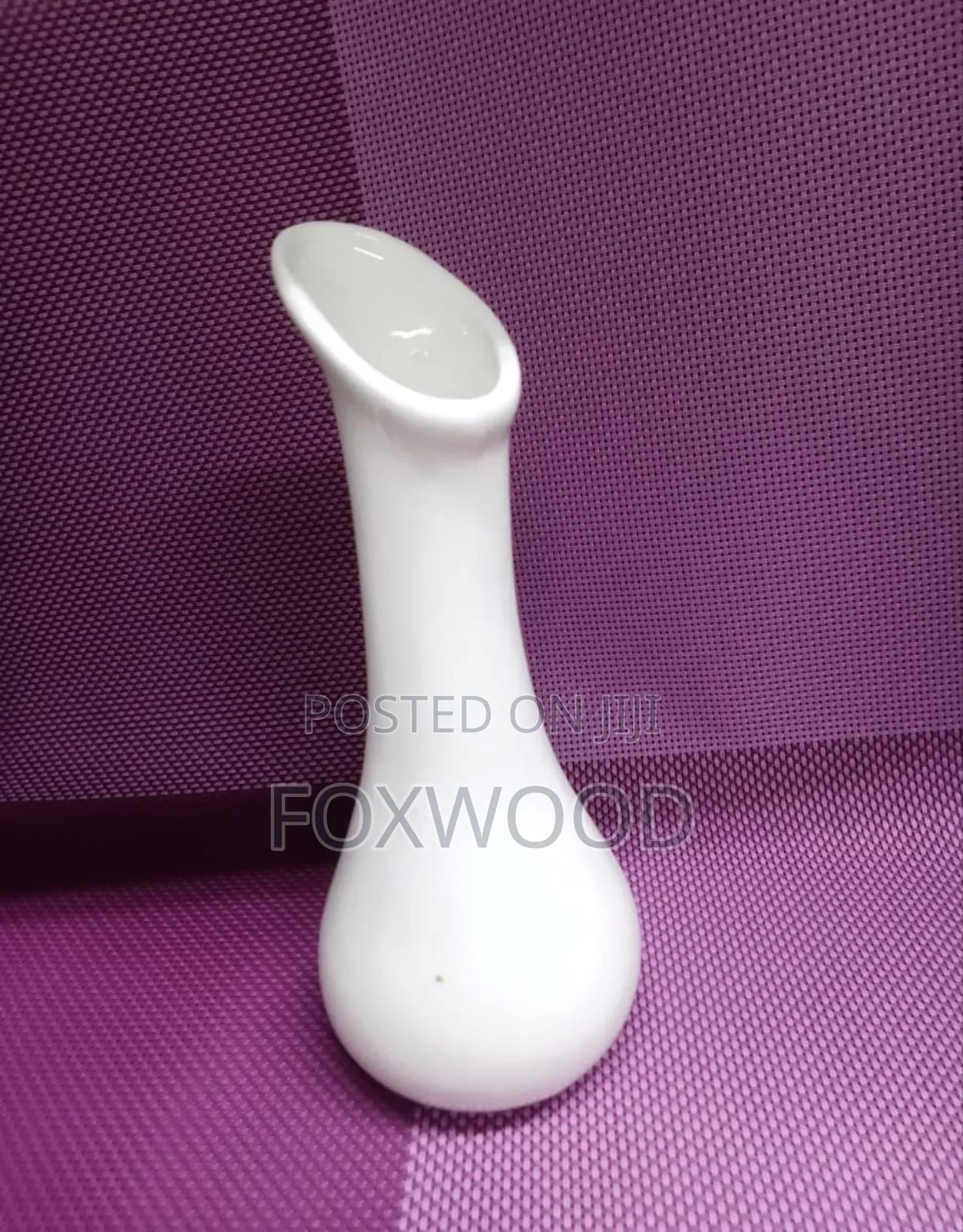 Ceramic Nose Flower Vase Small 18cm