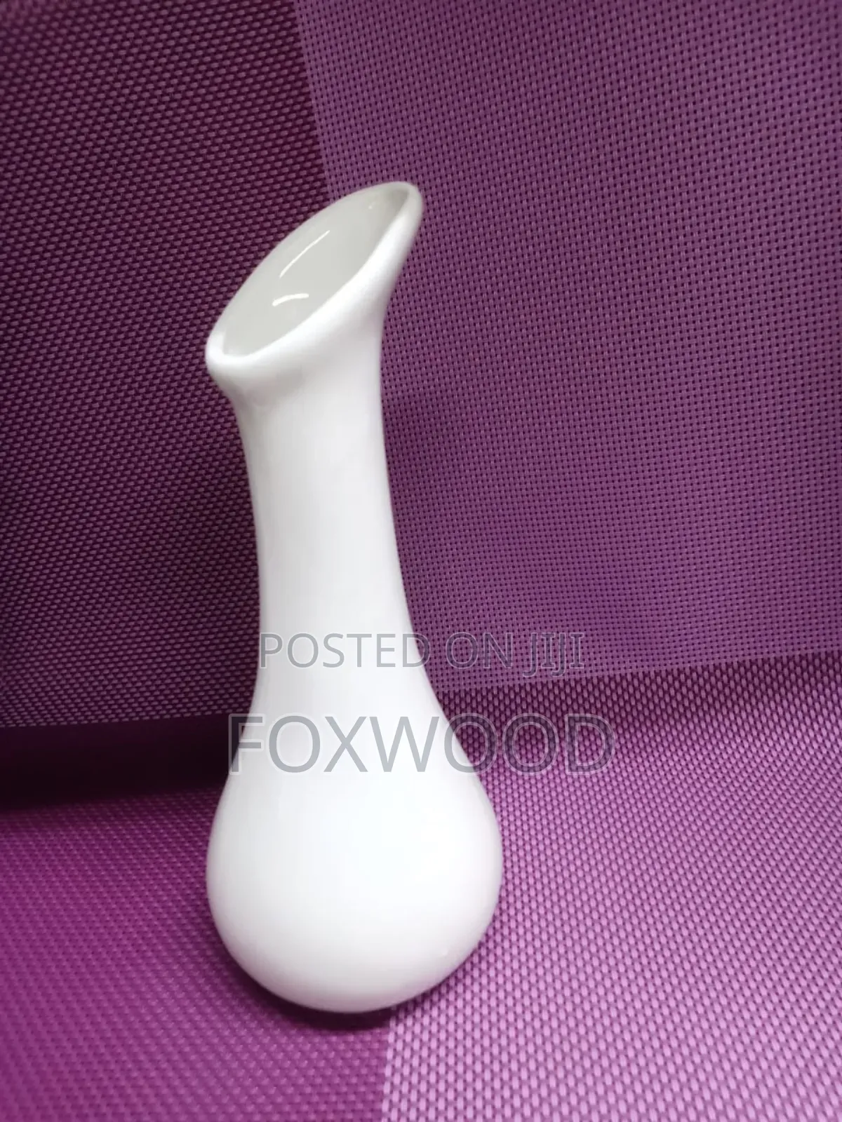 Ceramic Nose Flower Vase Small 18cm