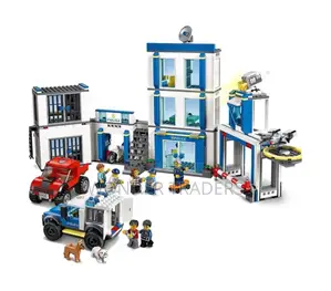 *LEGO CITY: Police Station*