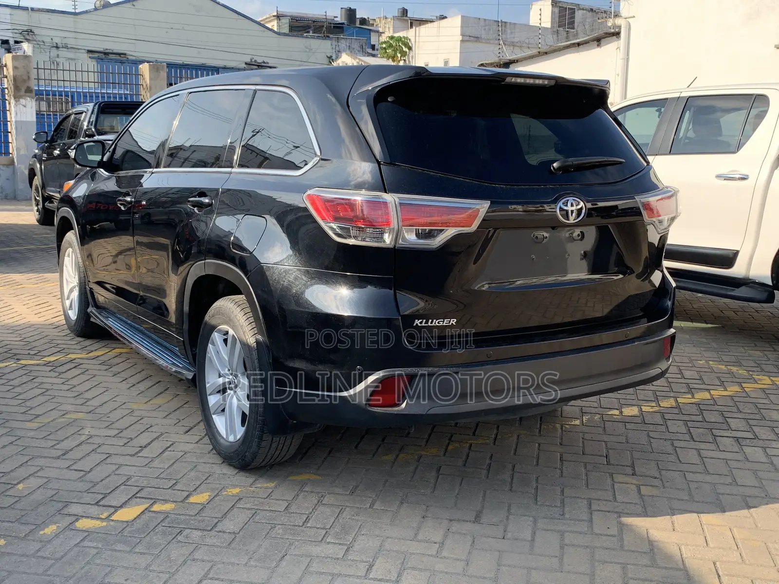 Toyota Kluger 2016 Matt Black