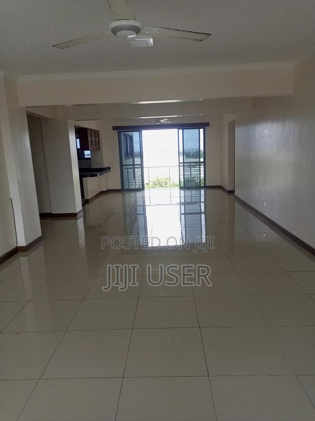 4bdrm Apartment in Kizingo for rent - thumbnail 8